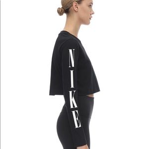 RARE NIKE Long Sleeve Crop Logo T-Shirt